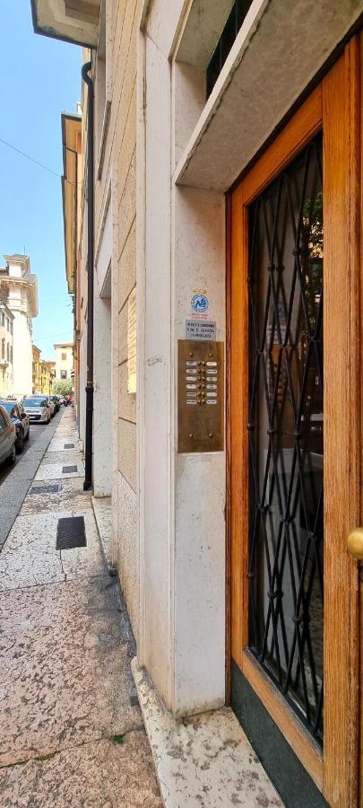 Casa Vivaldi Guest House Verona Esterno foto