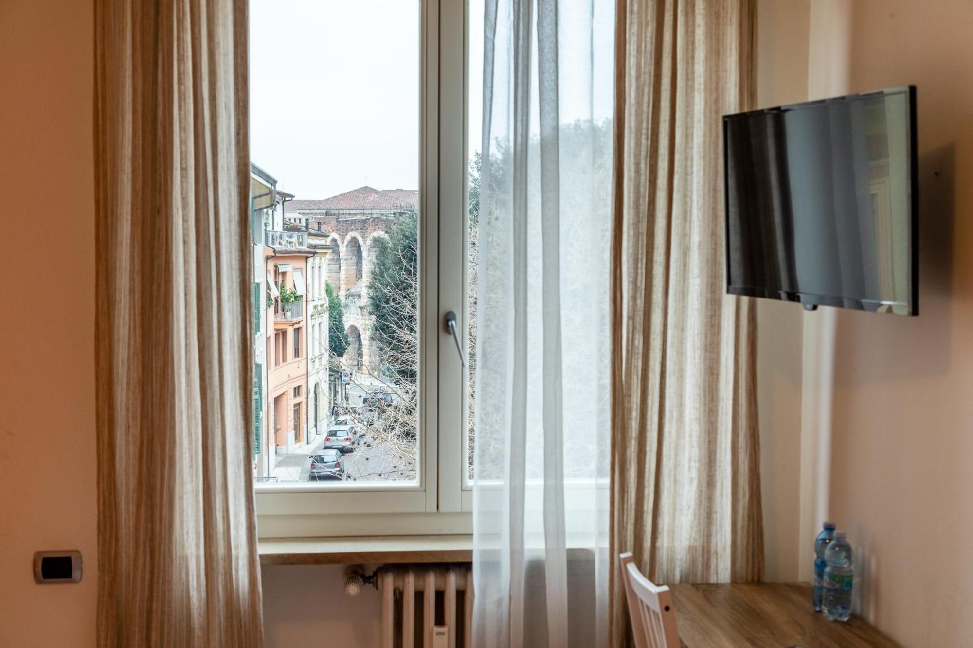 Casa Vivaldi Guest House Verona Esterno foto